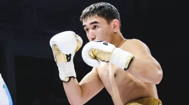 Санкт-Петербургте қазақстандық боксшының жекпе-жегі техникалық нокаутпен аяқталды (ВИДЕО)