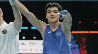 Қазақстандық боксшы World Boxing турнирінің алтын медаліне жақындады (ВИДЕО)