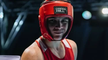 Қазақстандық боксшы Таиландтағы турнирде қарсыласын нокаутқа жіберді (ВИДЕО)