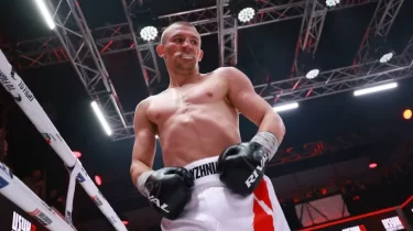 Нұрбек Оралбайды Олимпиада алтынынан айырған боксшы кәсіпқой рингте дебют жасады