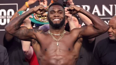 "Барлығын қолға түсіремін". Әлімханұлының дивизионындағы чемпион салмақ ауыстырады