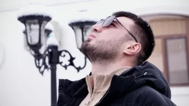 Өзбекстанның ең табысты боксшысы алғаш рет әке атанды (ВИДЕО)