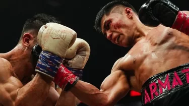 Қазақстандық боксшы WBA титулын қорғады (ВИДЕО)