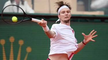 Александр Бублик Монте-Карлодағы турнирдің келесі айналымына өтті