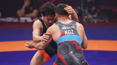 Алматбек Аманбек Азия чемпионатында сенсация жасады (ВИДЕО)