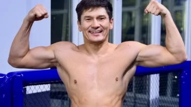 "Өзімізге өзіміз жау болып барамыз" — Мұхит Амантаев Төреханды қорғап шықты