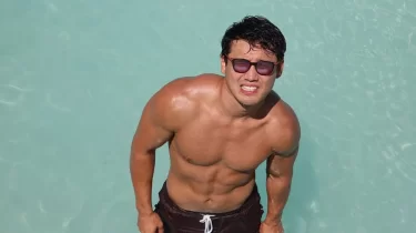 "Төбелесуге дайынмын!" Шешенстандық файтер Еркебұлан Тоқтарға ең ірі жекпе-жекті ұсынды