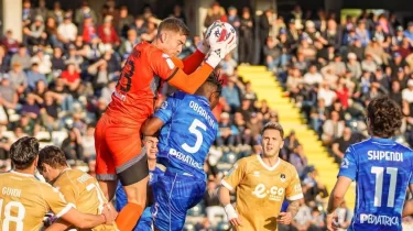 Италия чемпионатында қақпашы омыртқасын сындырып алды