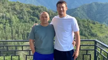 "Рекорд жинауды тоқтату керек": Рахмоновтың алғашқы бапкері UFC-дегі мәселені ашық айтты