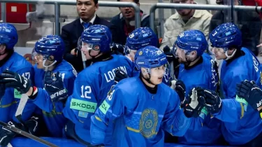 Қазақстан хоккейшілері ӘЧ-2026 қожайындарын тізе бүктірді