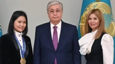 “Қаржыны алып қоямыз деп қорқытады”: Асаубаеваның анасы федерацияға ауыр айып тақты