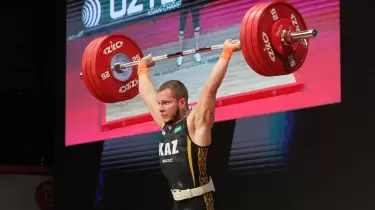 Қазақстан ауыр атлетикадан Азия чемпионатында алғашқы медаль жеңіп алды