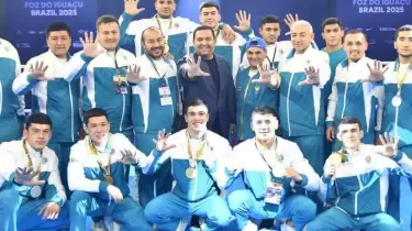 Бокстан Өзбекстан құрамасы Қазақстанға келді (ВИДЕО)