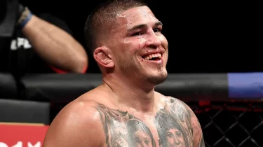 "Еркебұлан, қайдасың?": UFC экс-чемпионы Тоқтарға сәлем жолдады (ВИДЕО)