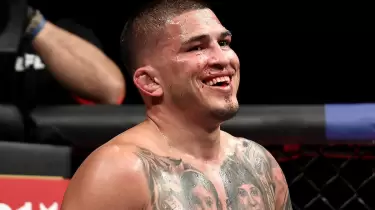 "Еркебұлан, қайдасың?": UFC экс-чемпионы Тоқтарға сәлем жолдады (ВИДЕО)