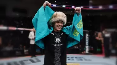 Асу Алмабаев UFC рейтингінде жоғарылады