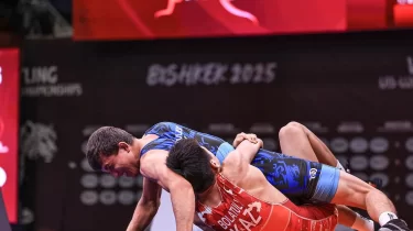 Қазақстандық балуандар жастар арасындағы Азия чемпионатында тағы үш медаль жеңіп алды