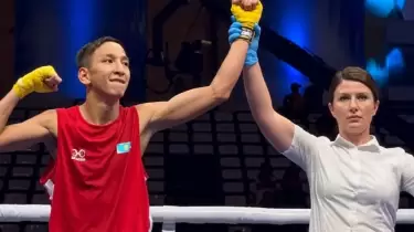 Қазақ боксшысы Азия чемпионатын нокаутпен бастады (ВИДЕО)