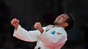 "UFC белбеуін алғысы келеді": Елдос Сметов ММА жаттығуында көзге түсті (ВИДЕО)