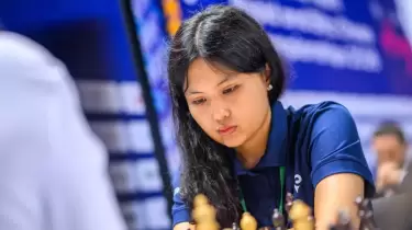 Бибісара Асаубаева Women’s Speed Chess-2026 ширек финалында әлем кубогы иегерімен кездеседі