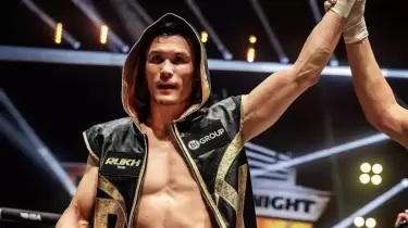 Басы дауға қалған Данияр Елеусінов BoxRec рейтингінен шығарылды