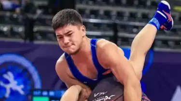 Алғашқы белдесуде жеңілген қазақ балуаны ӘЧ қола жүлдегері атанды