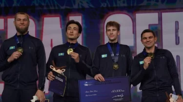 Қазақстандық әлем чемпиондары тарихи жеңіс үшін қанша сыйақы алады?