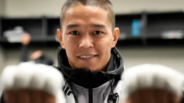 Асу Алмабаев UFC титулына қашан таласады? Сарапшы жауап берді