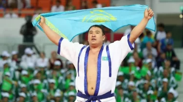 "Қазақстан барысы" атанған палуан әкім болды