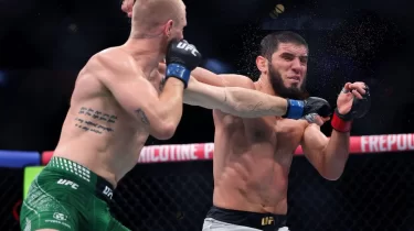 Шавкат Рахмоновтың дивизионында UFC чемпионы атағы қорғалды (ВИДЕО)