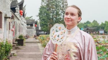 Елена Рыбакина Қытайда ерекше образымен көпшілікті таңғалдырды