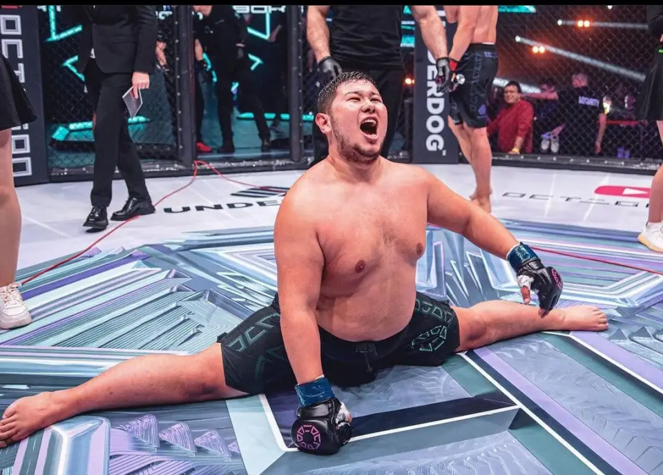 UFC басшысы қазақстандық файтерге ұсыныс жасады