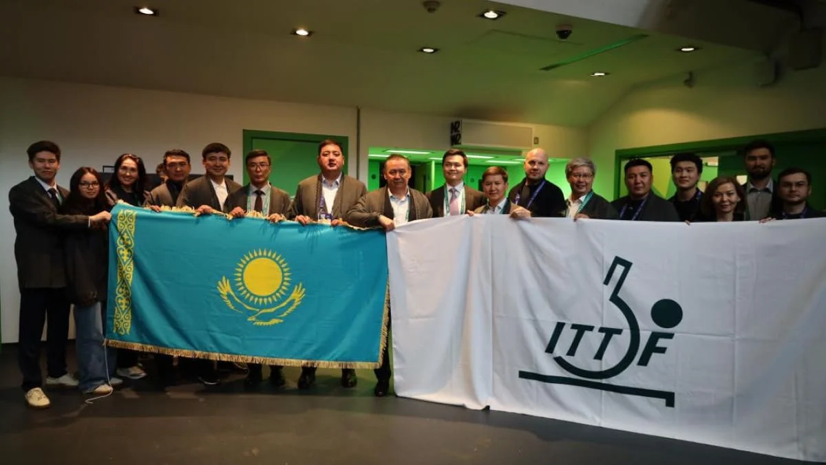 Қазақстанға ITTF туы ресми түрде табысталды